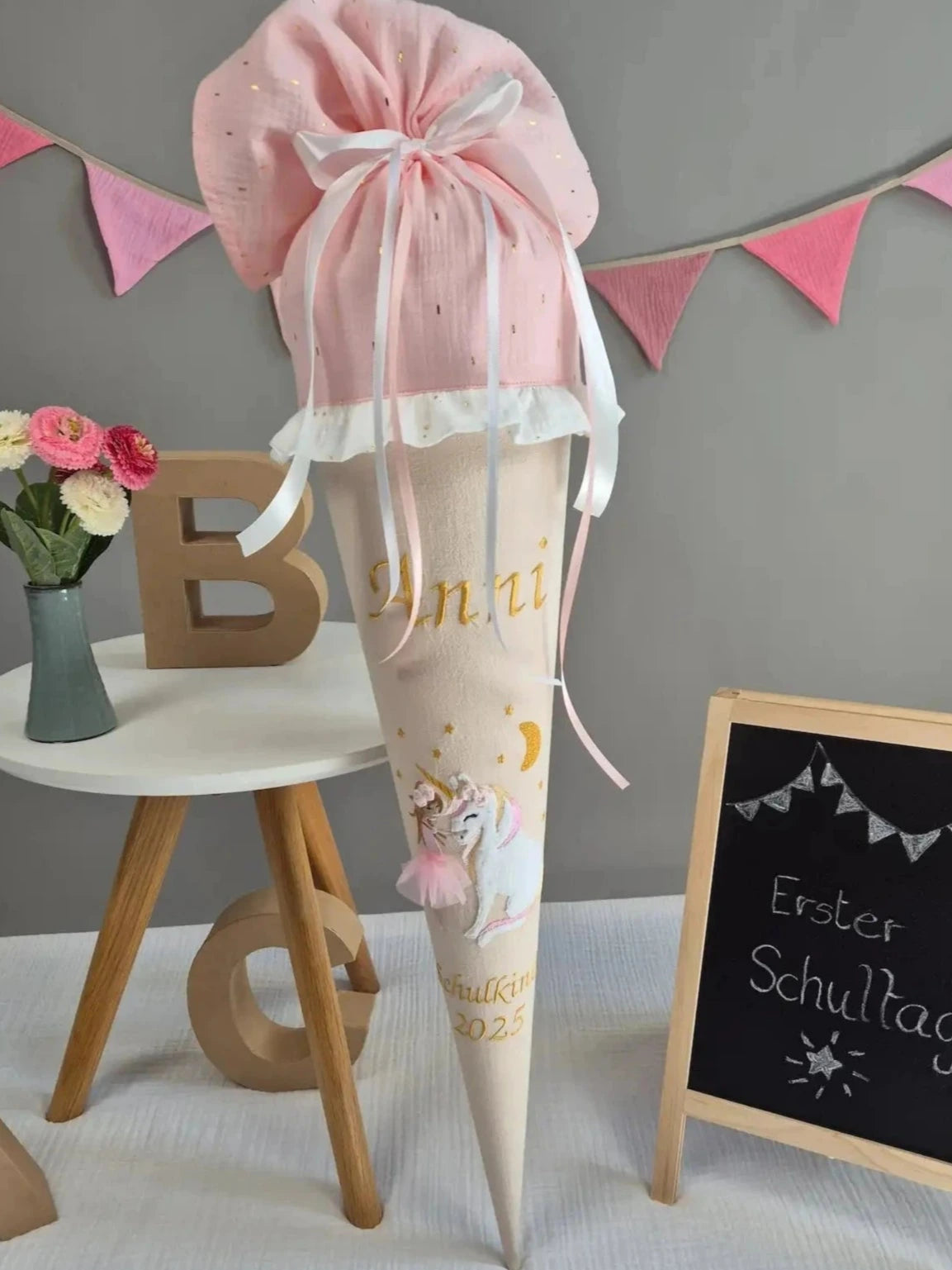 Schultüte Mädchen mit Einhorn