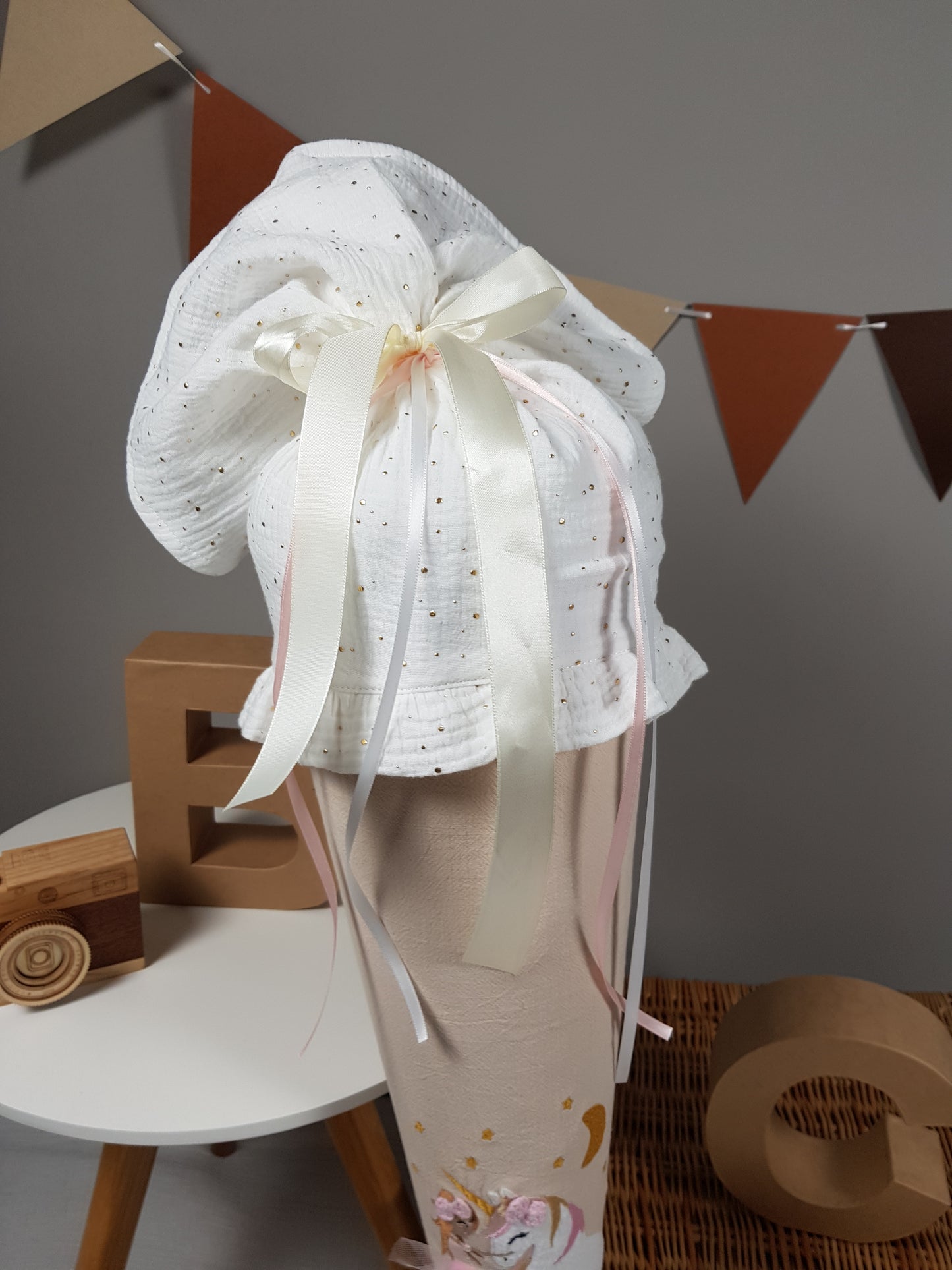 Schultüte Mädchen mit Einhorn