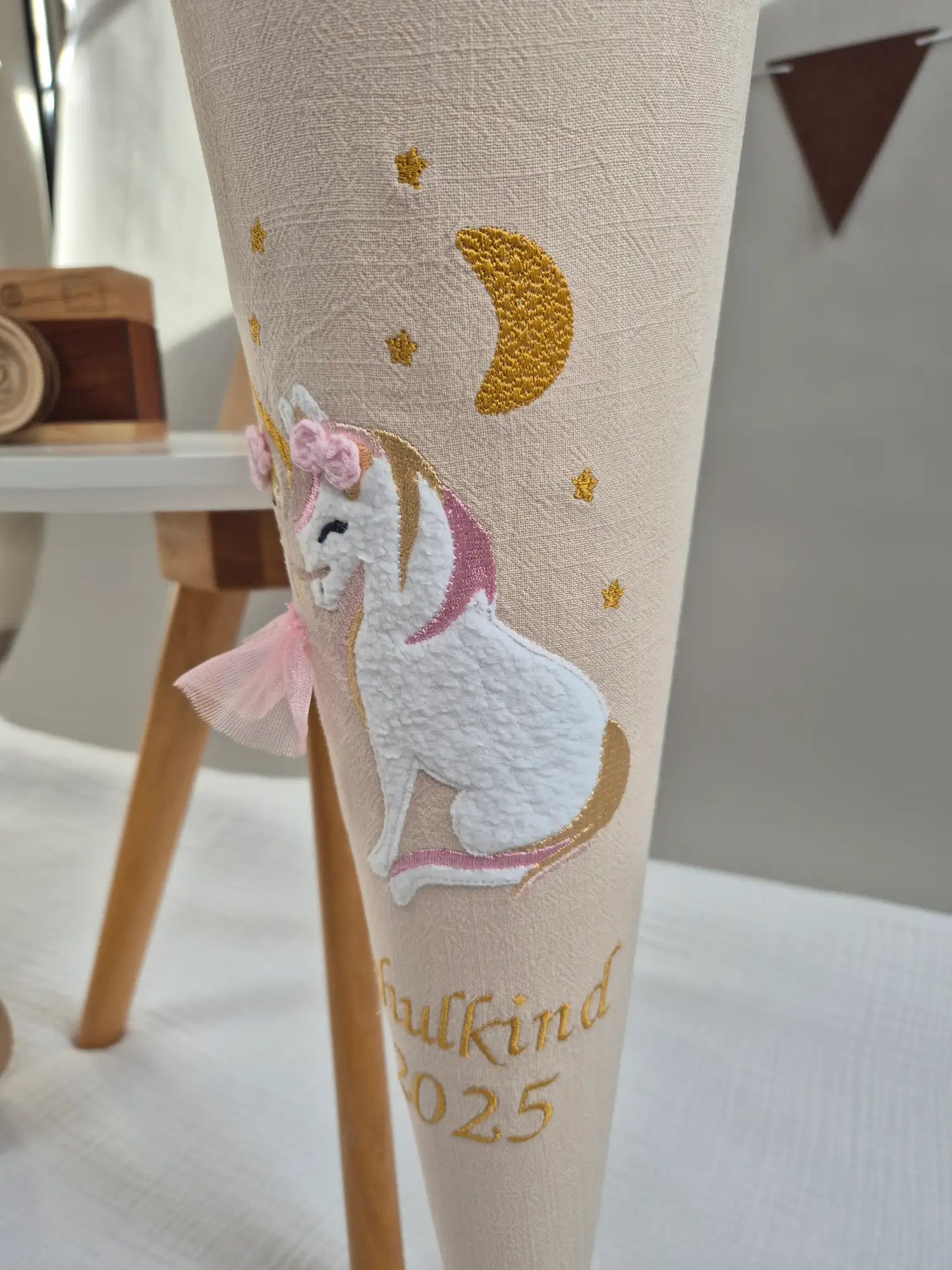 Schultüte Mädchen mit Einhorn