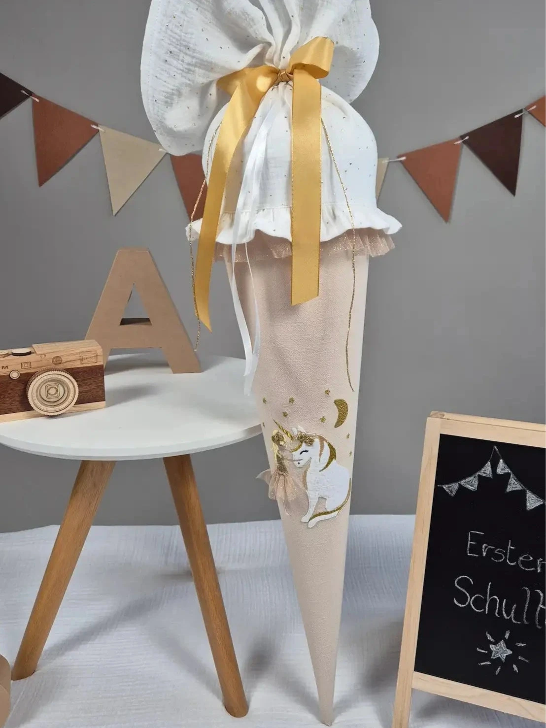 Schultüte Mädchen mit Einhorn
