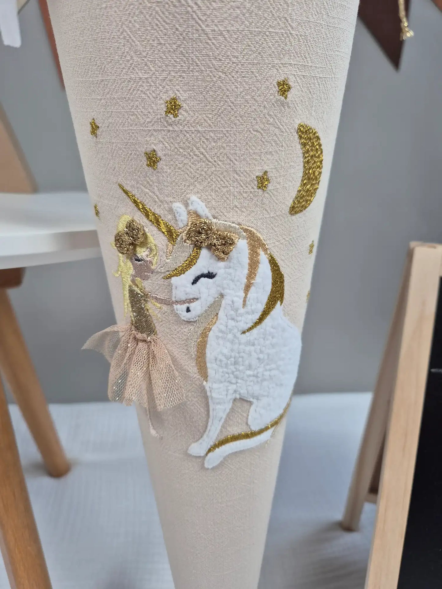 Schultüte Mädchen mit Einhorn