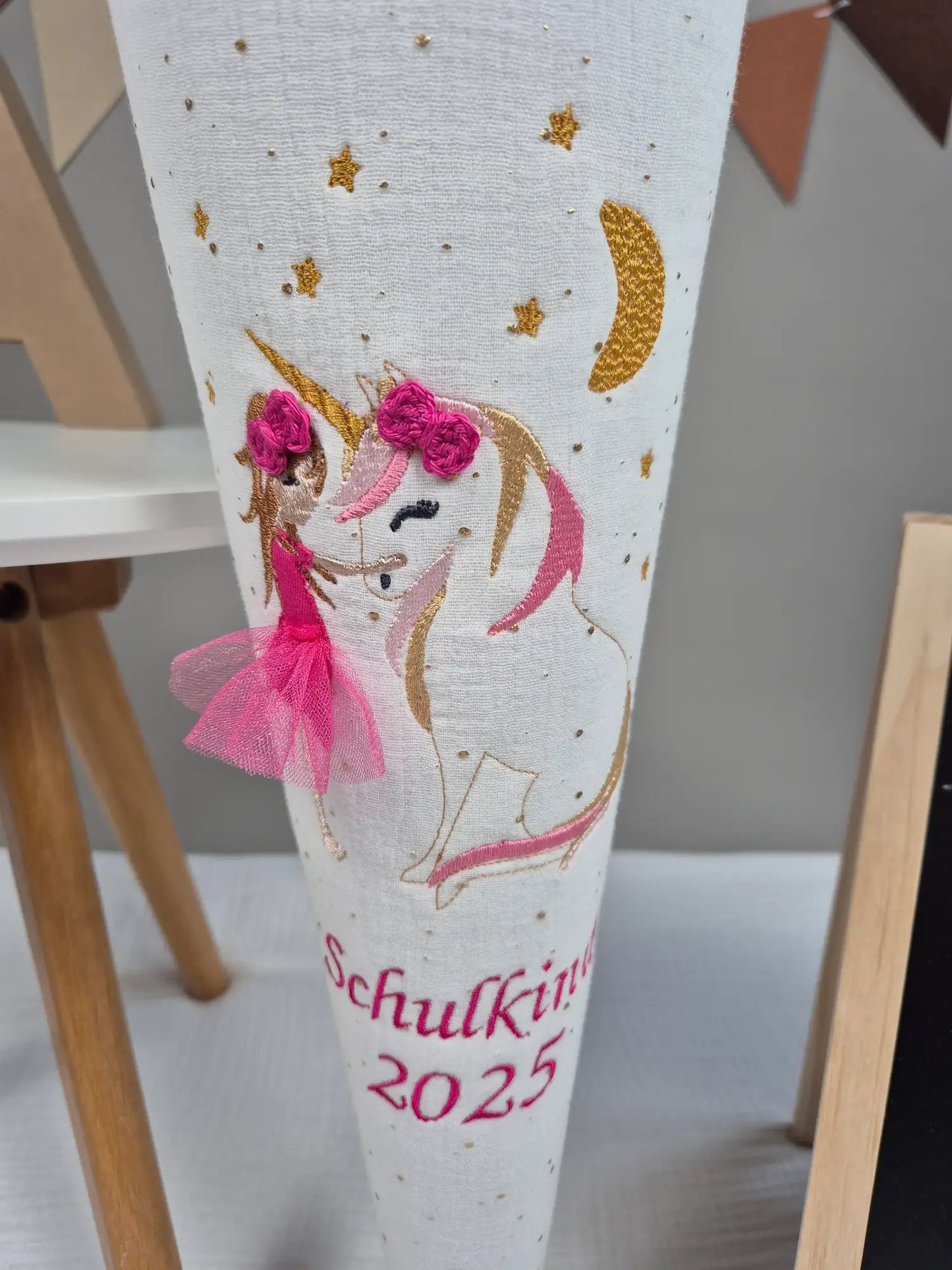 Schultüte Mädchen mit Einhorn