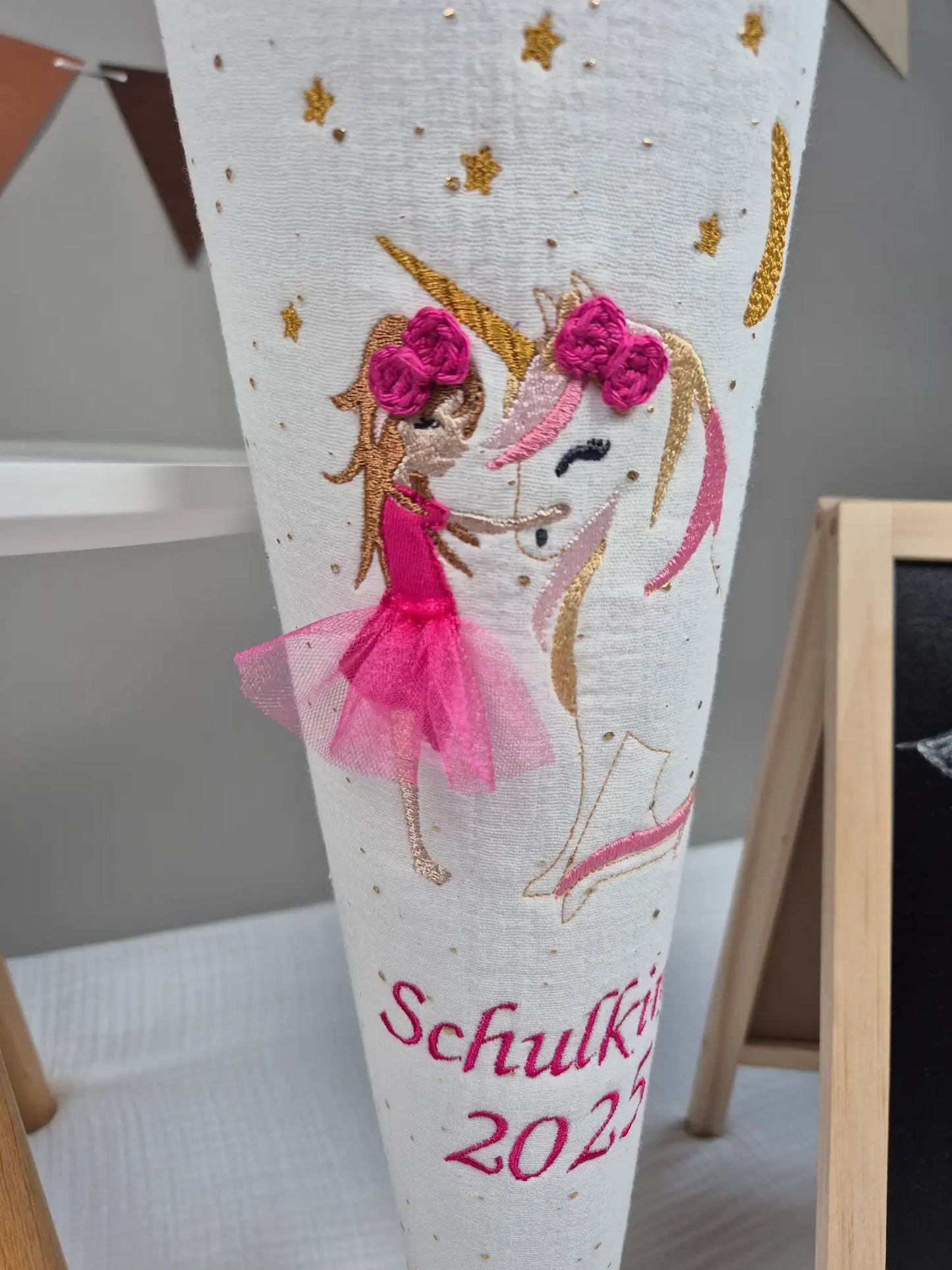 Schultüte Mädchen mit Einhorn