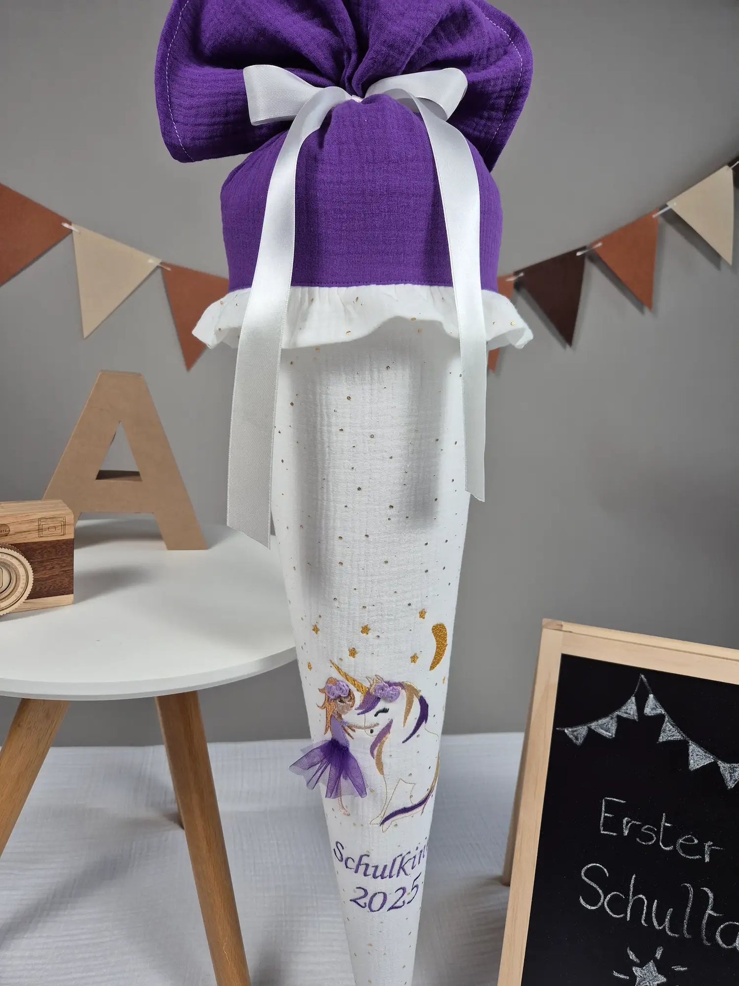 Schultüte Mädchen mit Einhorn