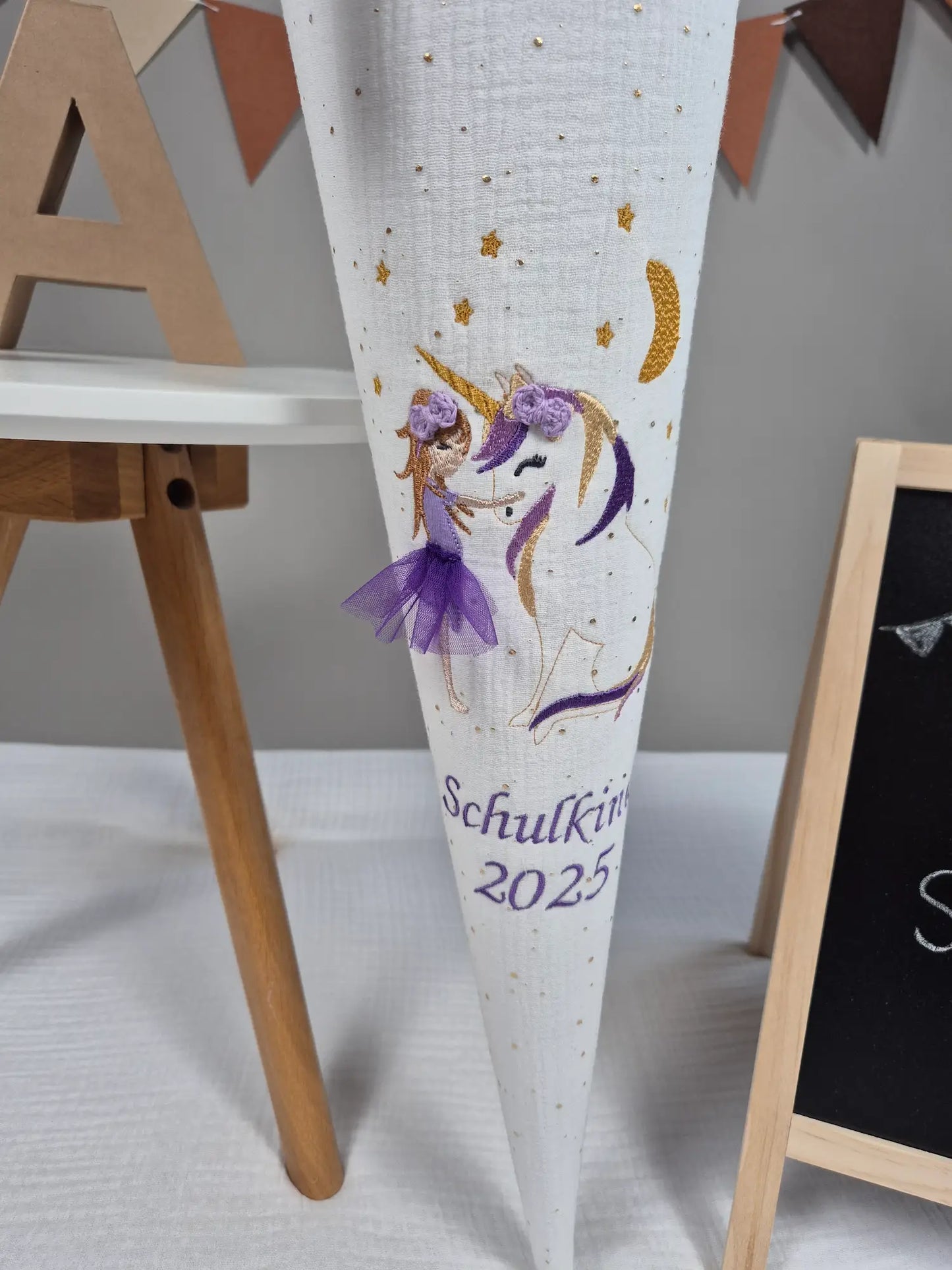 Schultüte Mädchen mit Einhorn