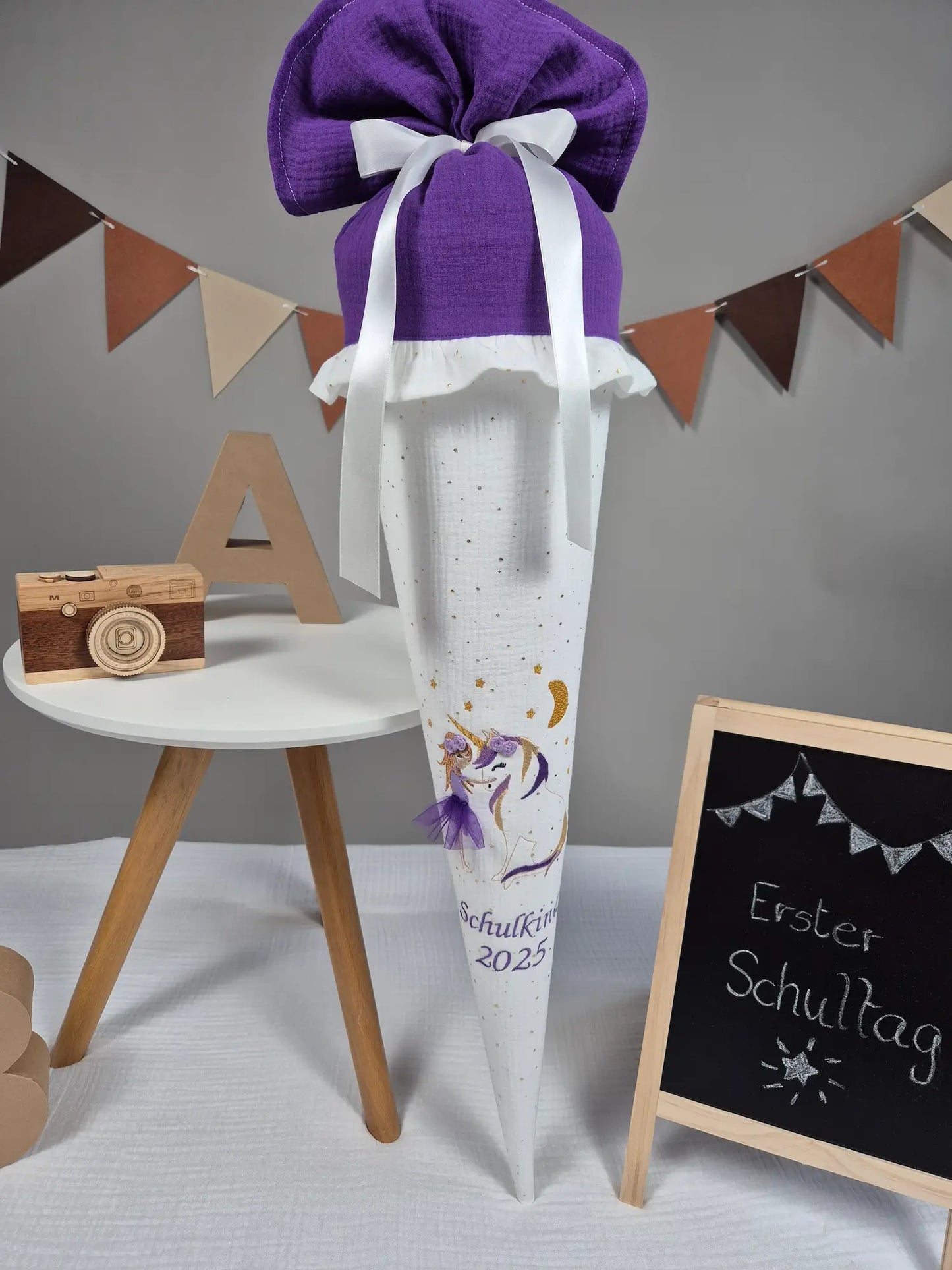 Schultüte Mädchen mit Einhorn