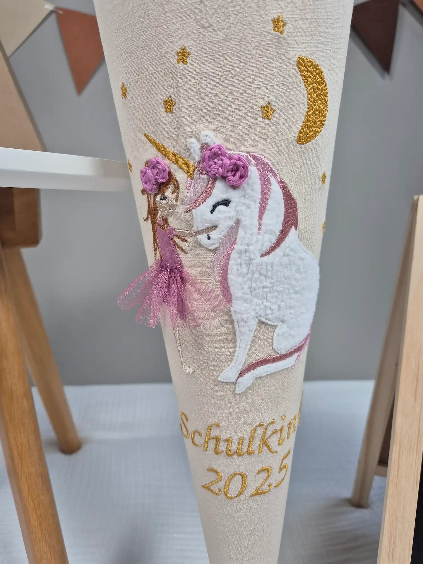 Schultüte Mädchen mit Einhorn