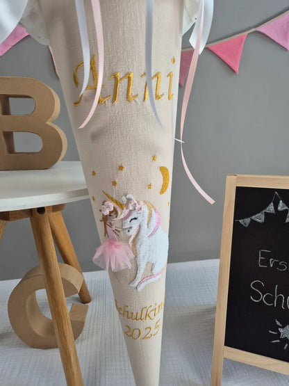 Schultüte Mädchen mit Einhorn